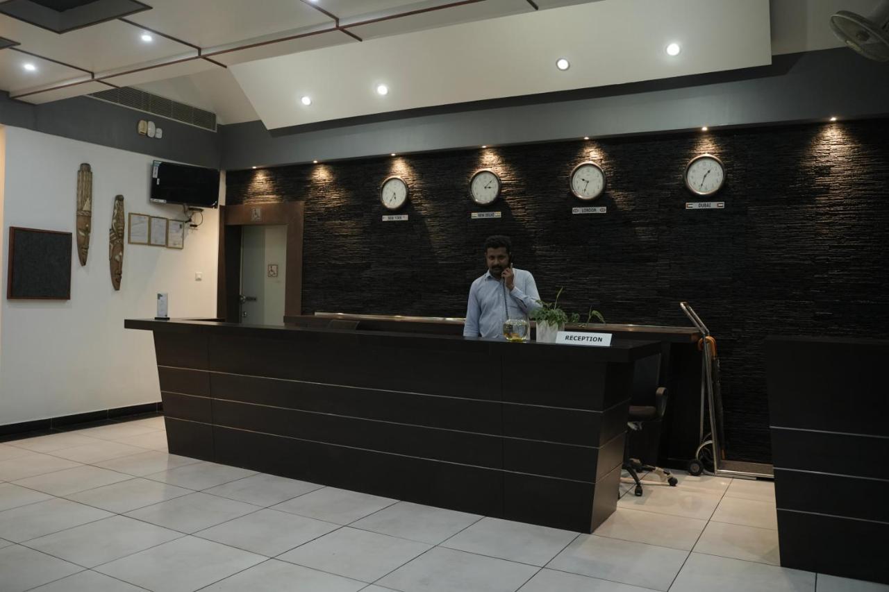 Hotel Palm Shore Palakkad Extérieur photo