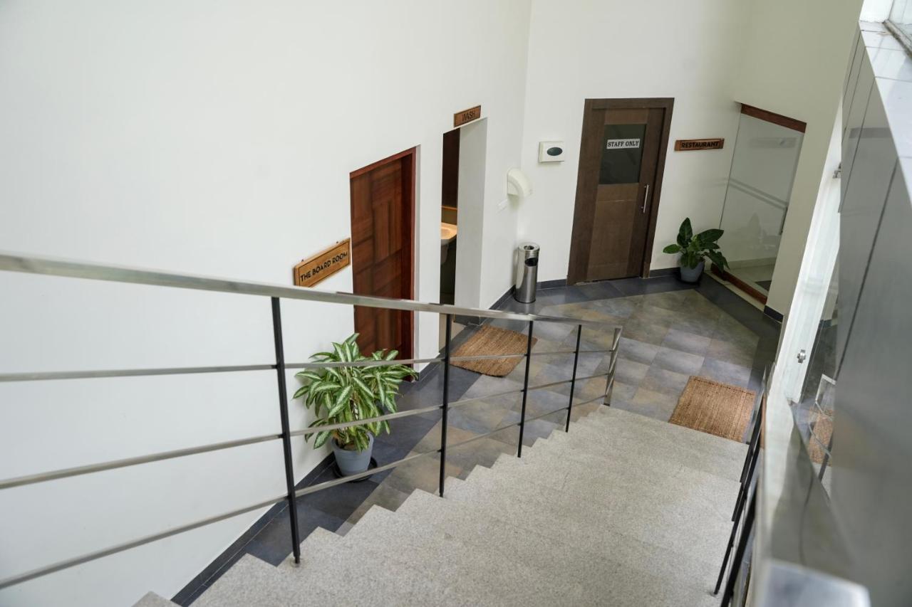 Hotel Palm Shore Palakkad Extérieur photo