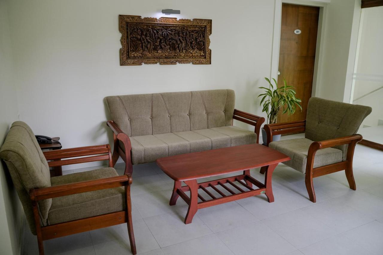 Hotel Palm Shore Palakkad Extérieur photo
