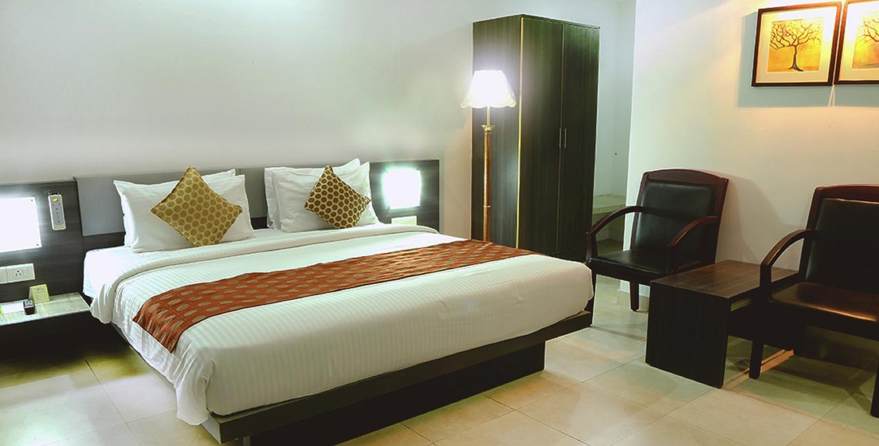 Hotel Palm Shore Palakkad Extérieur photo